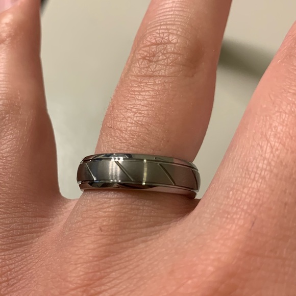 Men’s Triton Engagement Band - Picture 2 of 3